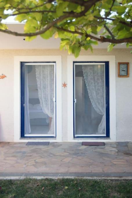 Karantou Villa Tirós Buitenkant foto